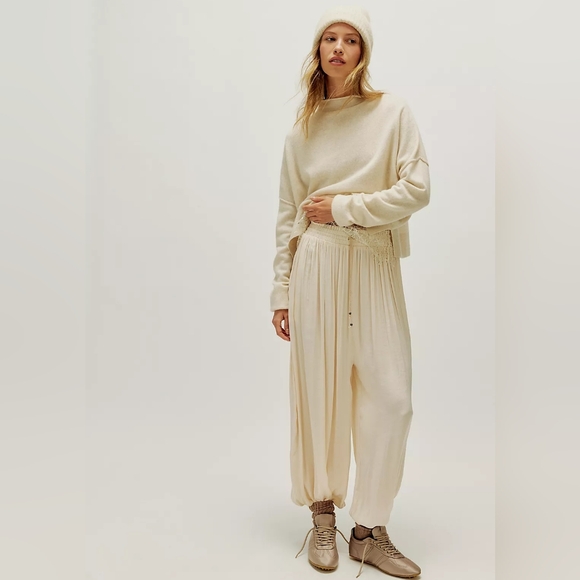 Free People Pants - ❣️🪷NWT Free People FP Intimately Sleepover Crush Balloon Pant, Toasted Eggnog L